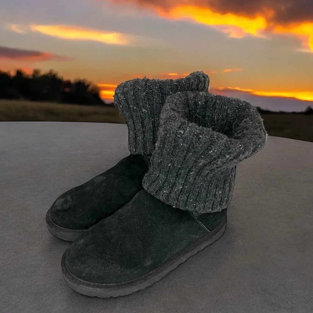 UGG Australia Womens Cambridge Winter Sweater Boots Black Suede Size 7